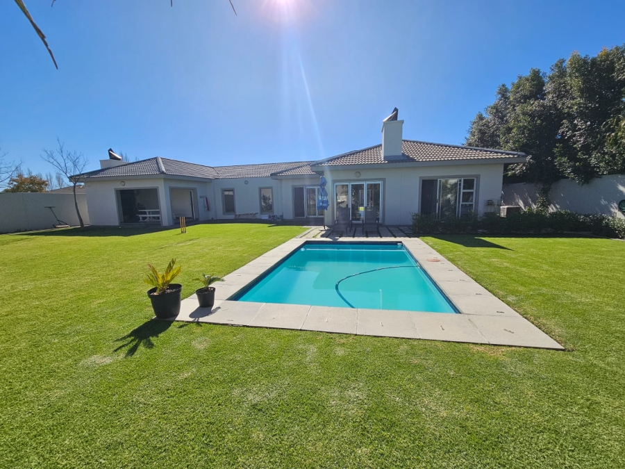 5 Bedroom Property for Sale in St Helena Free State